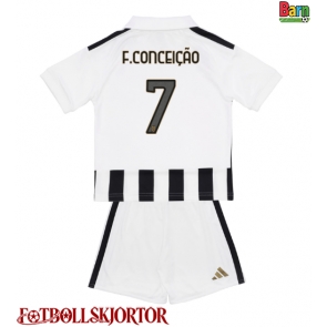 Juventus Francisco Conceicao #7 Hemmakläder Barn 2026-27 Kortärmad (+ Korta byxor)